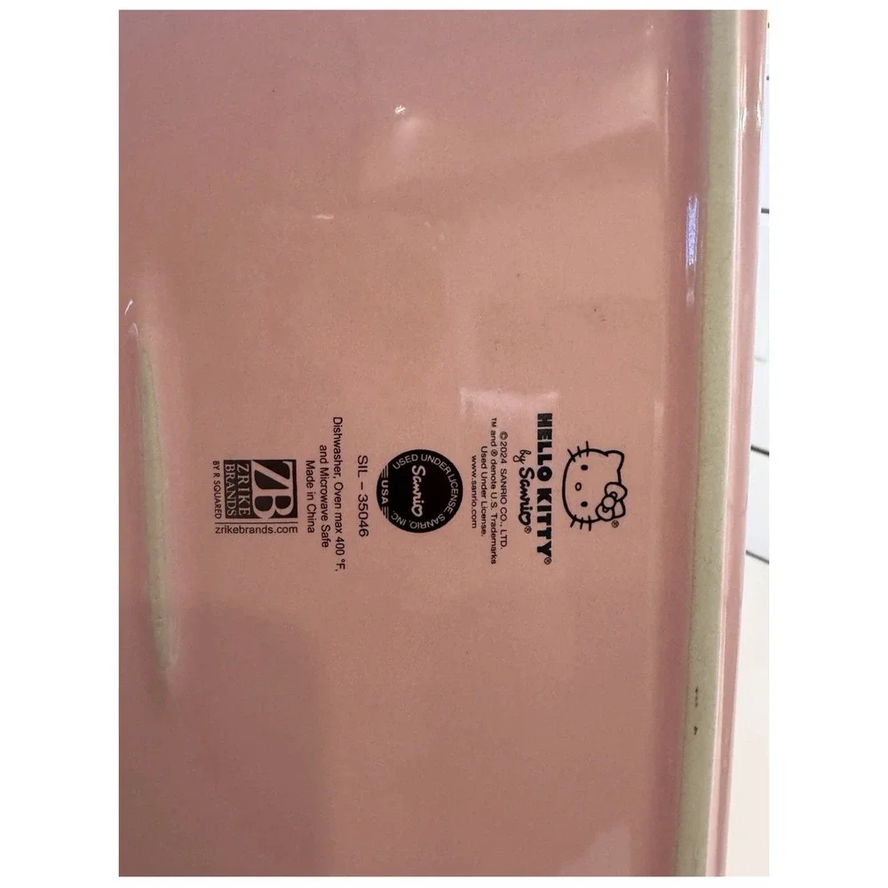 New Hello Kitty Christmas Ceramic‎ Dish Baking Dish Candy Cane  12